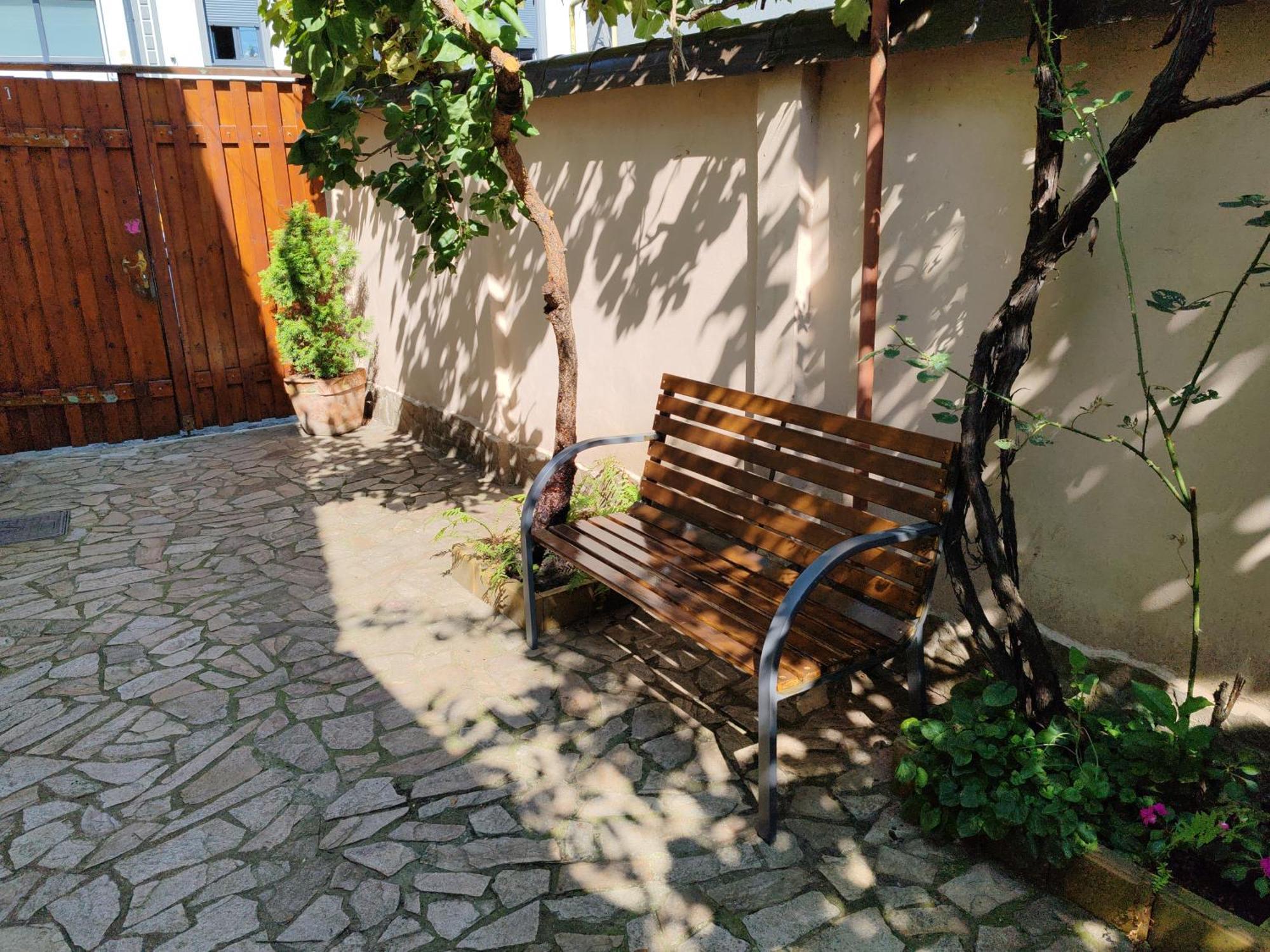 Arthouse Lucrezia Hotell Timişoara Exteriör bild